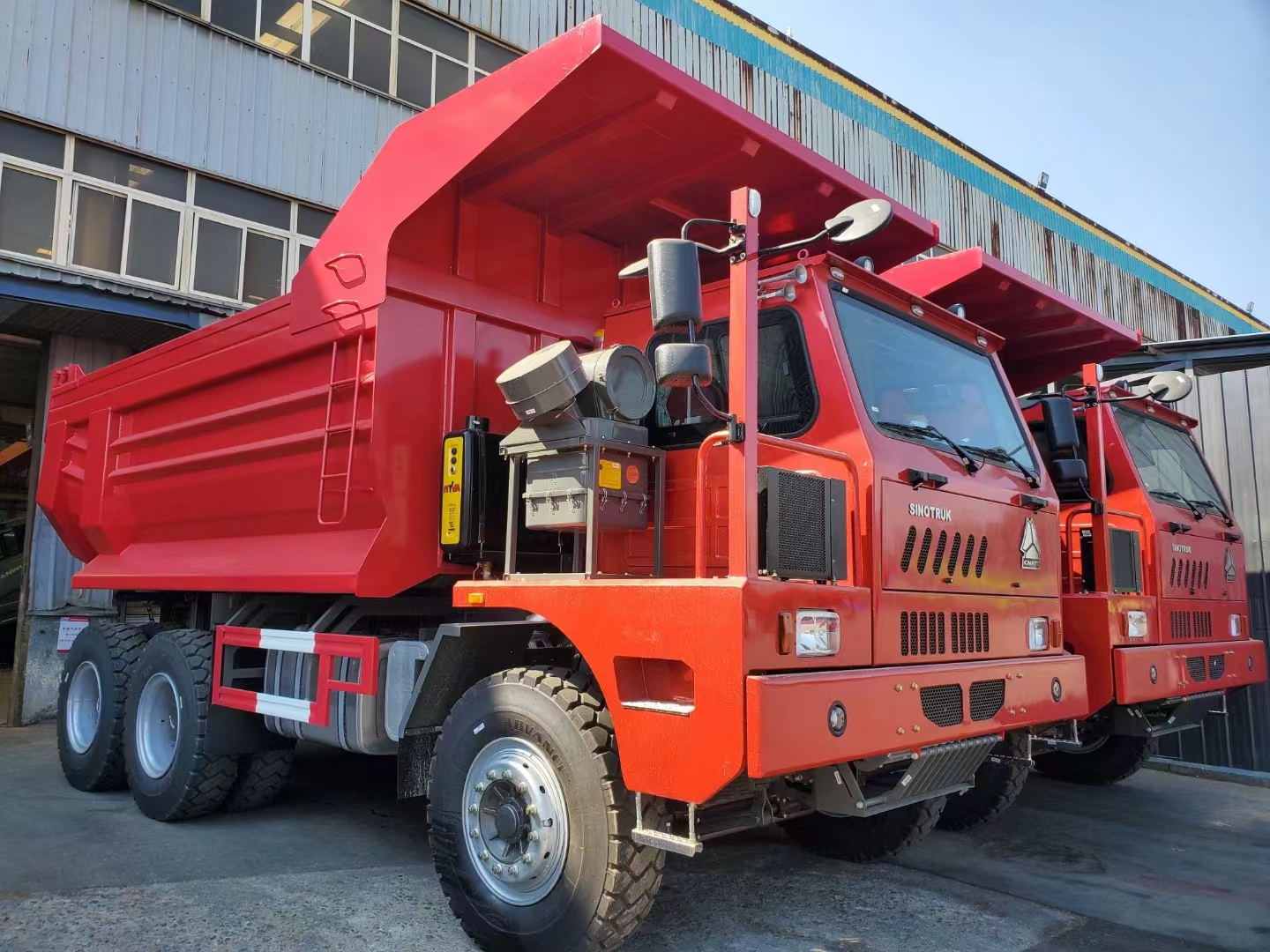 i dumper pesanti per uso minerario sono pronti per la spedizione