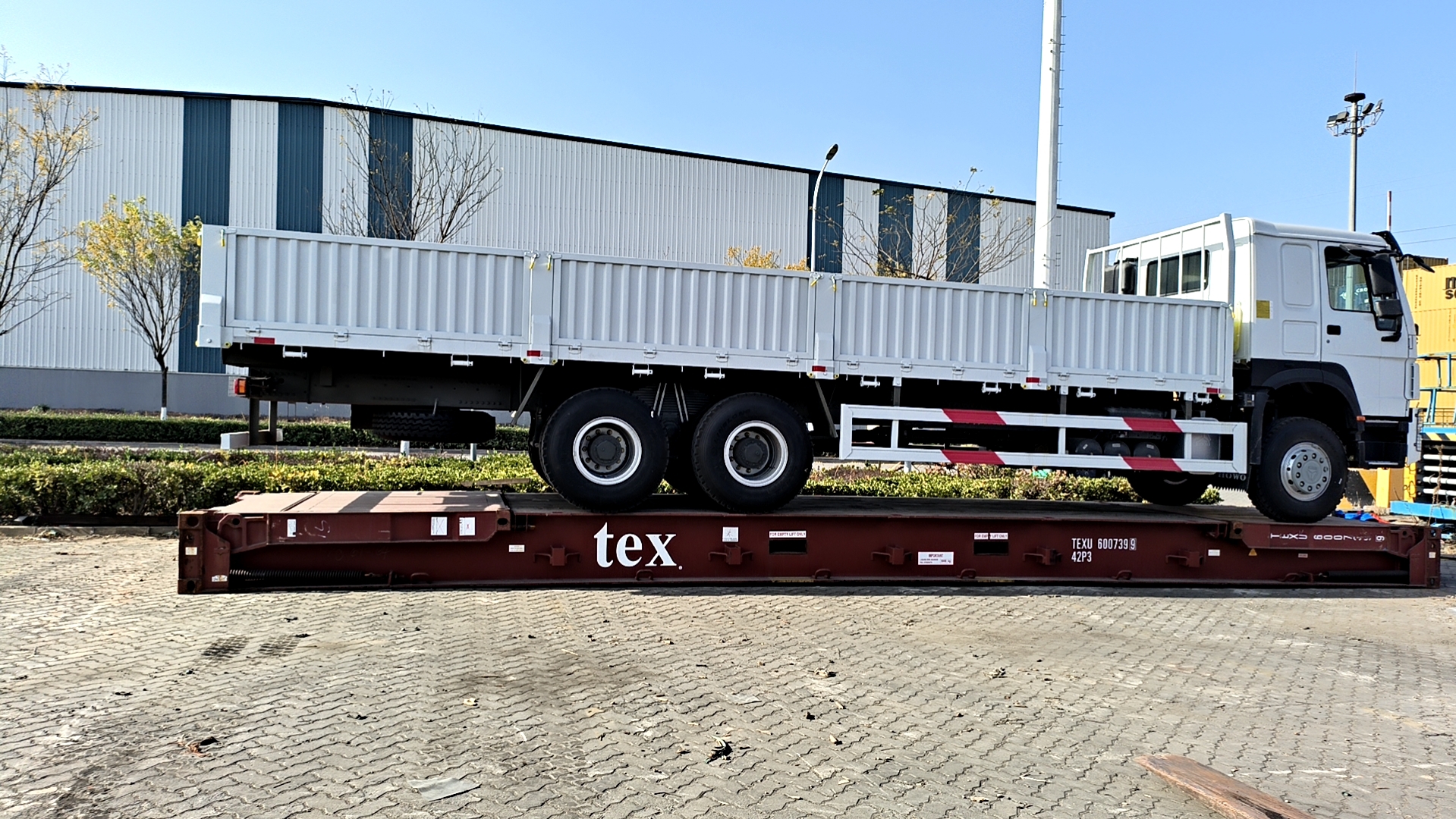 SPEDIZIONE DI CAMION DA CARICO SINOTRUK Howo 6*4 NELLE FILIPPINE
