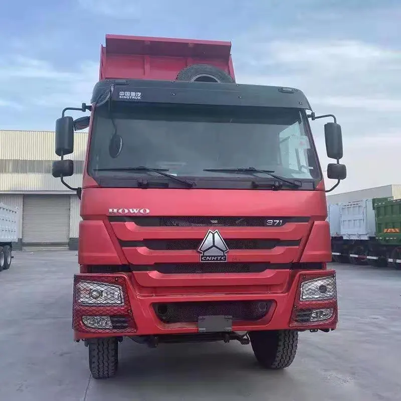 Truck di rimorchi di tronchi